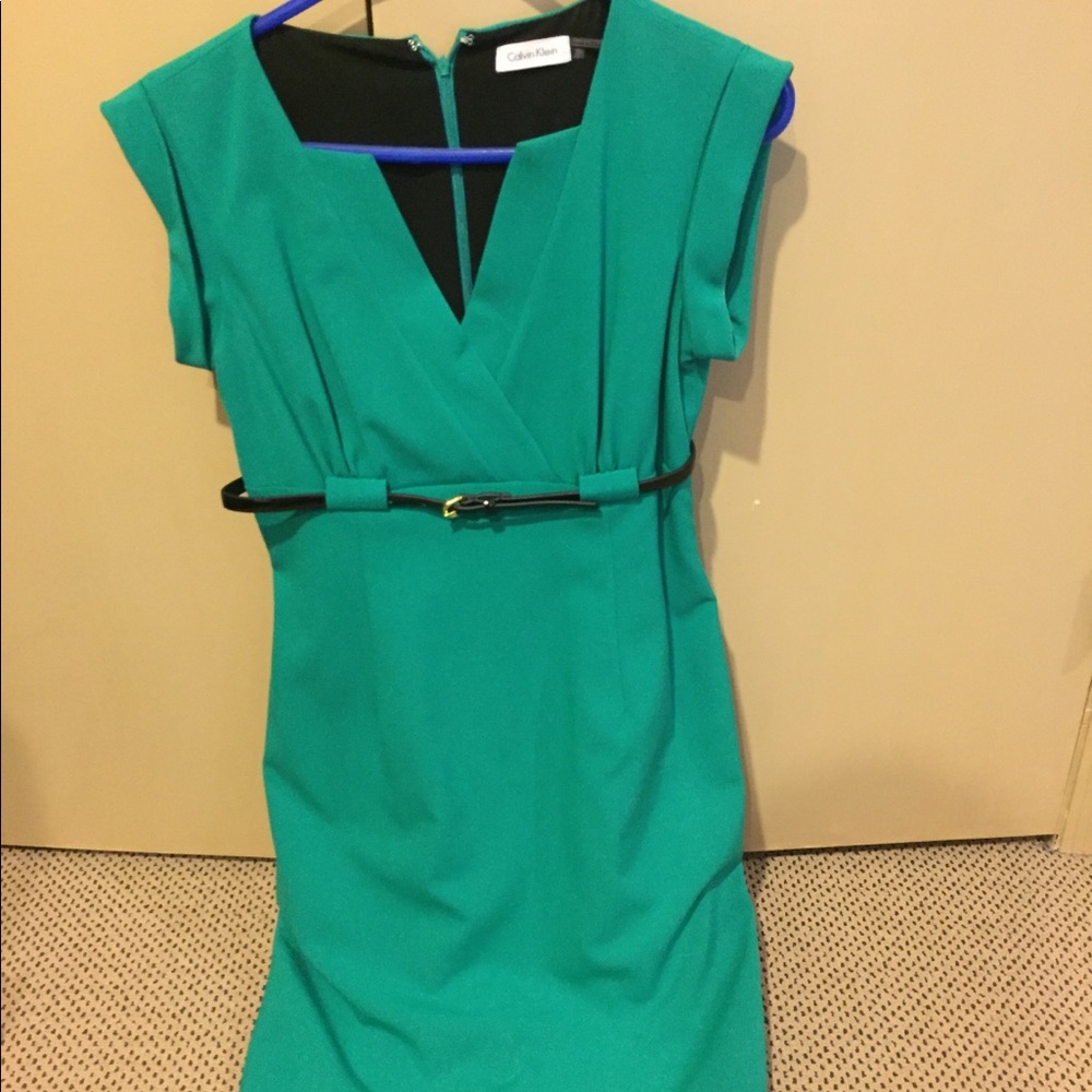 Dress - Picture 4 of 5